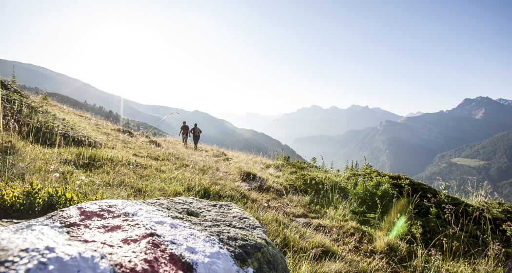 Wanderin im Engadin auf der Via Engiadina. Wanderin im Engadin auf der Via Engiadina.