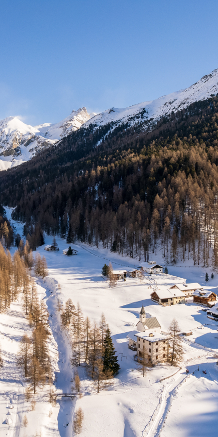 Das Dorf S-charl im Winter