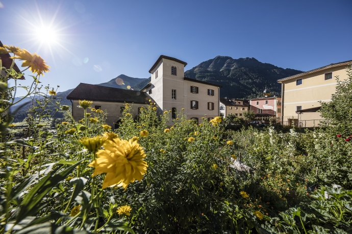 Sommer im Dorf Lavin