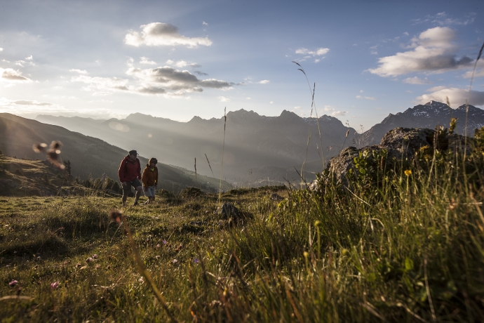 Wandern in der intakten Natur des Unterengadins. Wandern in der intakten Natur des Unterengadins.