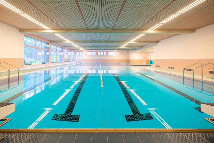 Hallenbad Quadras Hallenbad Quadras